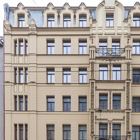 Modern Next To Jrt Apartment Riga